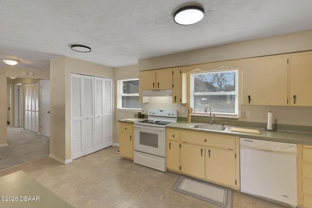 105 Colina Place, Ormond Beach, FL 32174