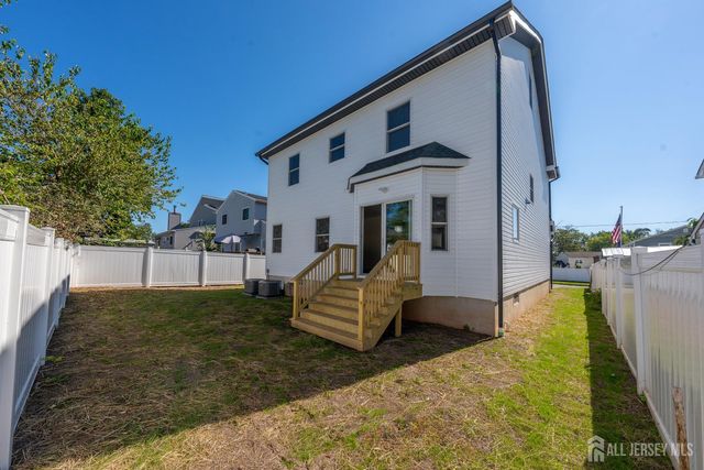 33 Apollo Avenue, Avenel, NJ 07001