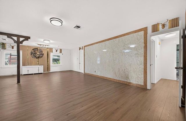 1914 Oaklawn Street, Sugar Land, TX 77498