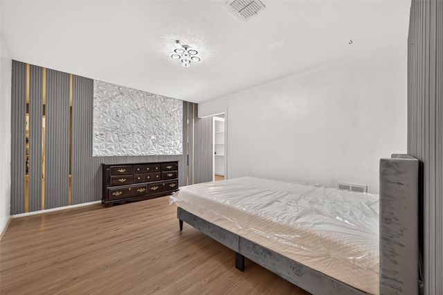 1914 Oaklawn Street, Sugar Land, TX 77498