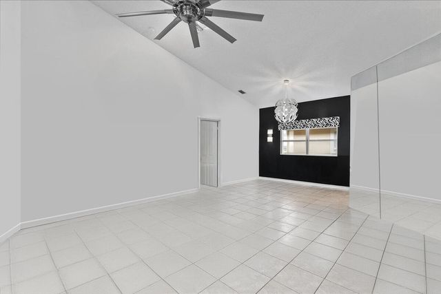 2869 Waters Edge Circle, Greenacres, FL 33413