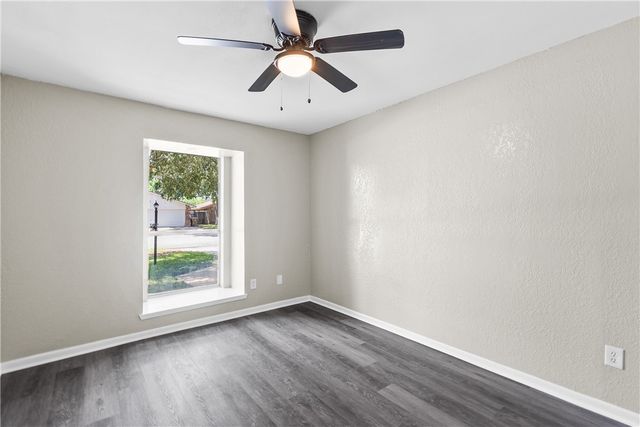 5914 Flagstaff Dr, Corpus Christi, TX 78414