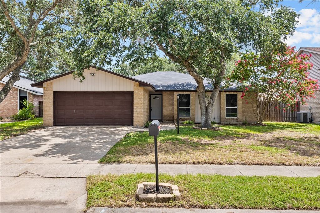 5914 Flagstaff Dr, Corpus Christi, TX 78414