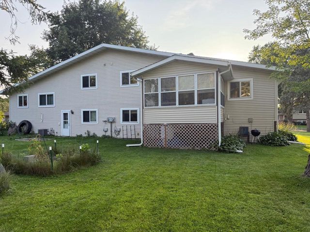 6802 Sunset Meadow Drive, Windsor, WI 53598