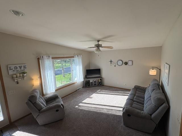 6802 Sunset Meadow Drive, Windsor, WI 53598