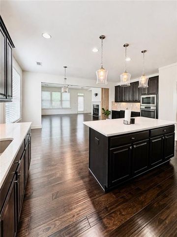 1207 Halletts Peak Place, Lawrenceville, GA 30044