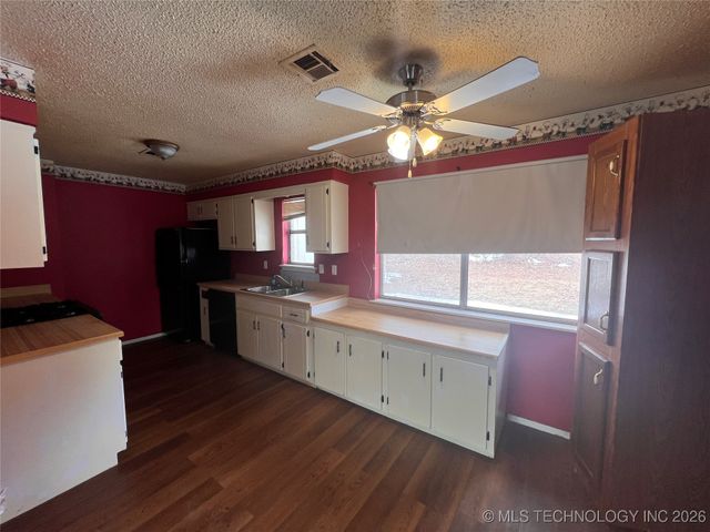 20425 P 9 B, Stigler, OK 74462