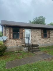 910 Laura st, Gallatin, TN 37066