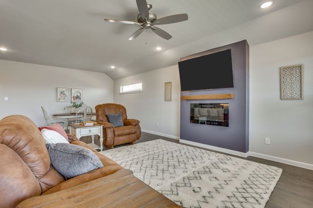 10609 Enchanted Rock Way, Fort Worth, TX 76126