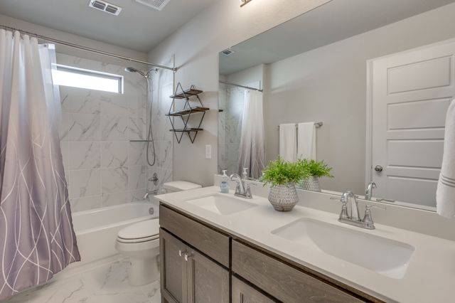 10609 Enchanted Rock Way, Fort Worth, TX 76126