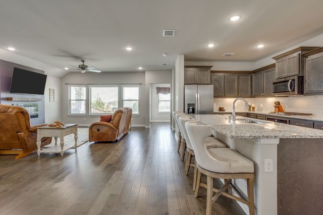 10609 Enchanted Rock Way, Fort Worth, TX 76126