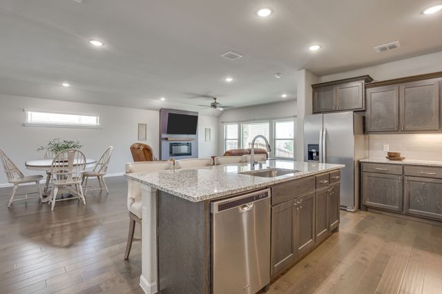 10609 Enchanted Rock Way, Fort Worth, TX 76126