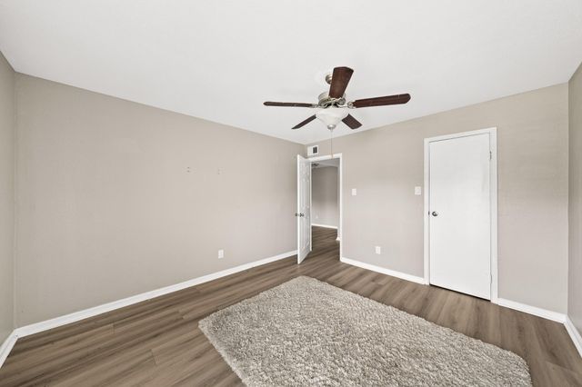 9090 S Braeswood Boulevard 75, Houston, TX 77074