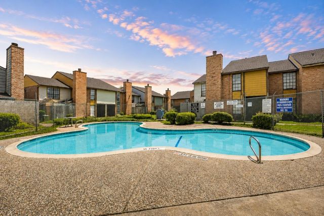 9090 S Braeswood Boulevard 75, Houston, TX 77074