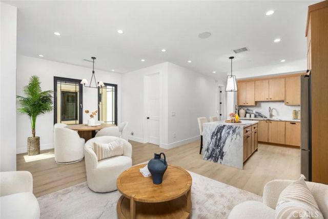826 Sunset Boulevard B, Arcadia, CA 91007