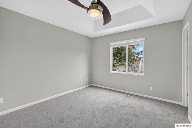 19604 V Street, Omaha, NE 68135