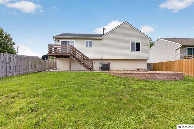 19604 V Street, Omaha, NE 68135