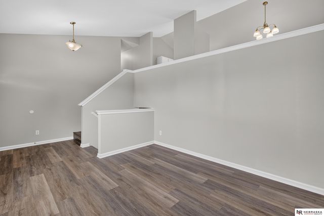 19604 V Street, Omaha, NE 68135