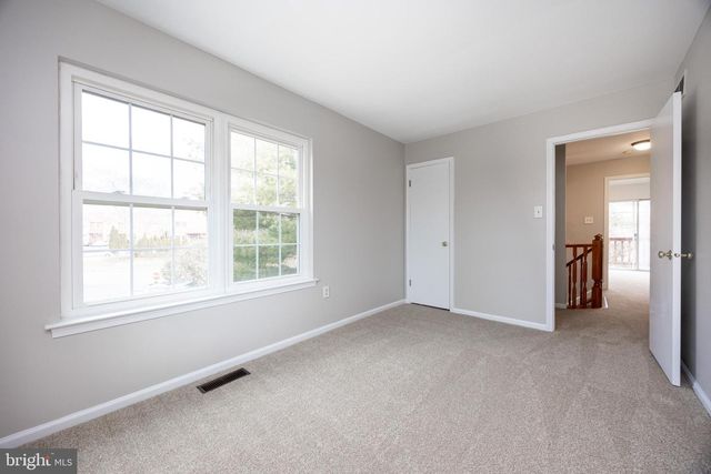 101 HONEYLOCUST CT, Collegeville, PA 19426