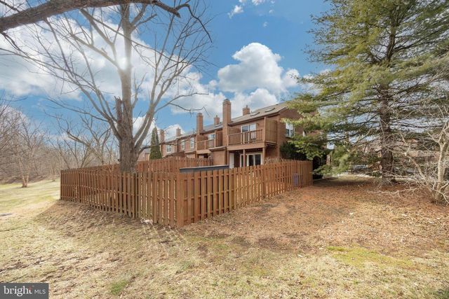 101 HONEYLOCUST CT, Collegeville, PA 19426