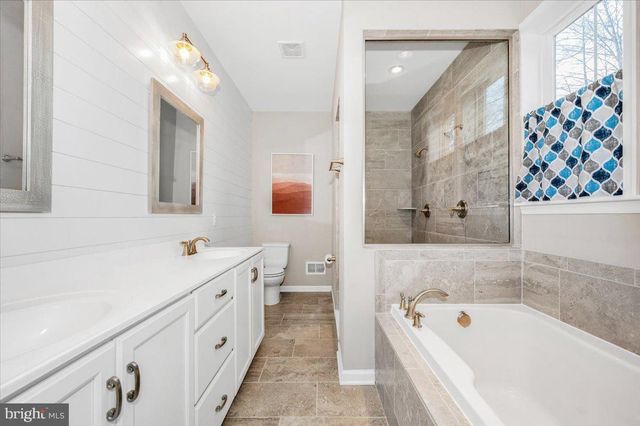 7796 OLD RECEIVER RD, Frederick, MD 21702