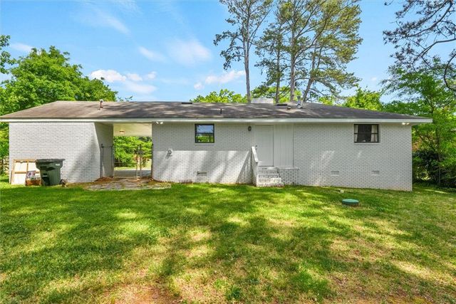 245 Lunie Drive SW, Mableton, GA 30126