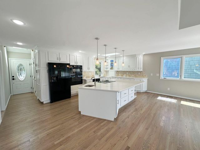 4958 LERCH DR, Shady Side, MD 20764