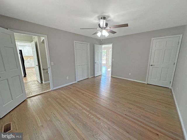 4958 LERCH DR, Shady Side, MD 20764