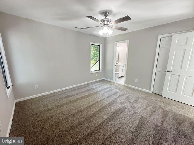 4958 LERCH DR, Shady Side, MD 20764
