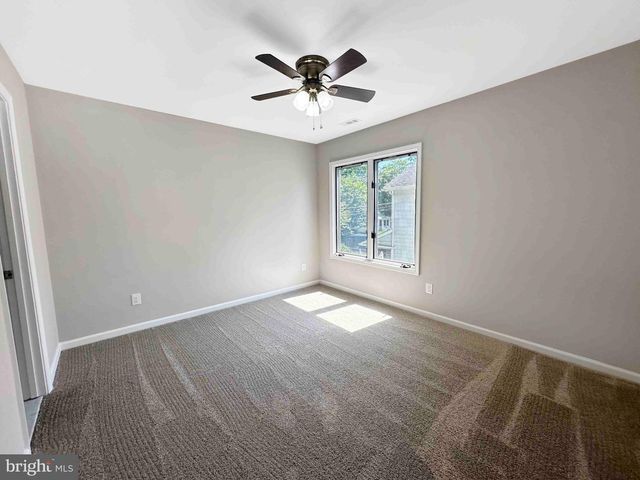 4958 LERCH DR, Shady Side, MD 20764