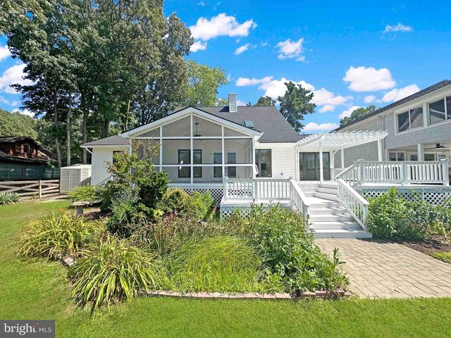 4958 LERCH DR, Shady Side, MD 20764