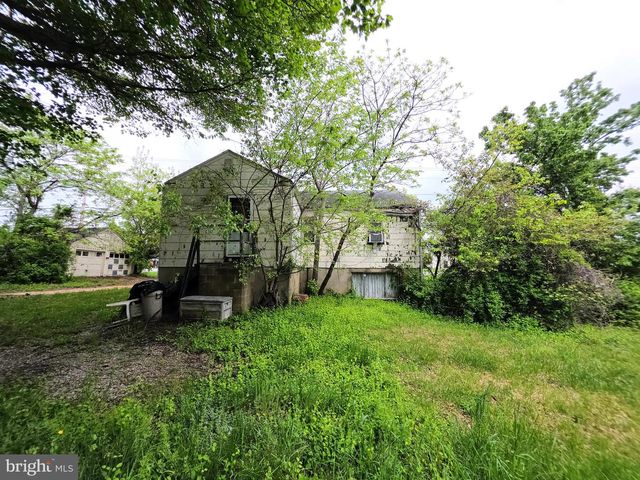 165 CHRISTIANA RD, New Castle, DE 19720