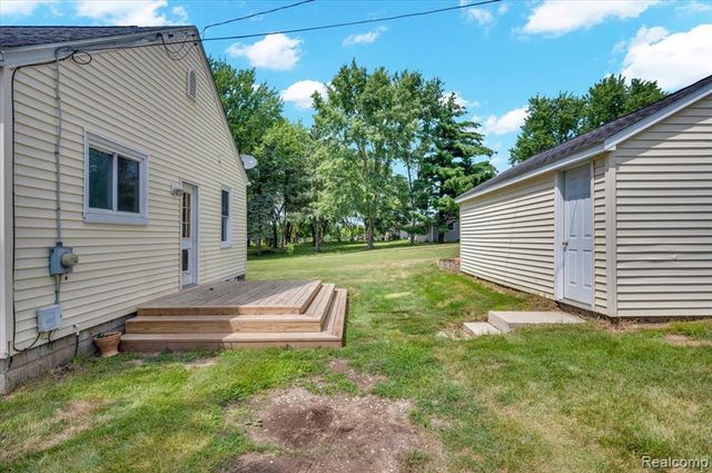 3852 N Lapeer Road, Lapeer, MI 48446