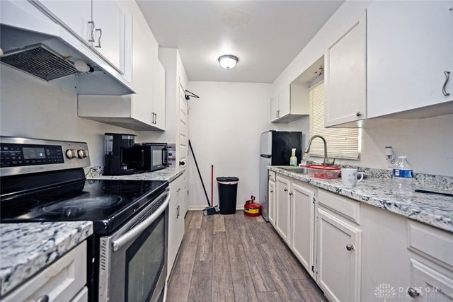 1708 Vancouver Drive, Dayton, OH 45406