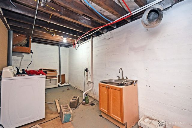 1708 Vancouver Drive, Dayton, OH 45406