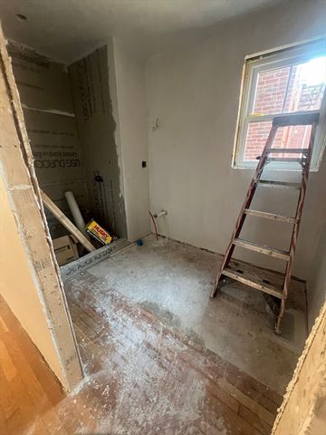 395 W 4th Street 1, Boston, MA 02127