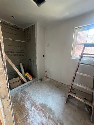 395 W 4th Street 1, Boston, MA 02127
