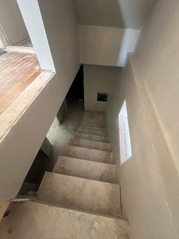 395 W 4th Street 1, Boston, MA 02127