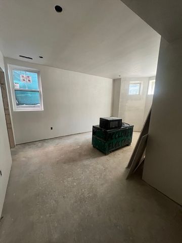 395 W 4th Street 1, Boston, MA 02127