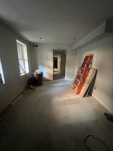 395 W 4th Street 1, Boston, MA 02127