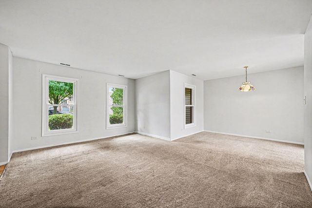 128 Majestic Drive, Lombard, IL 60148