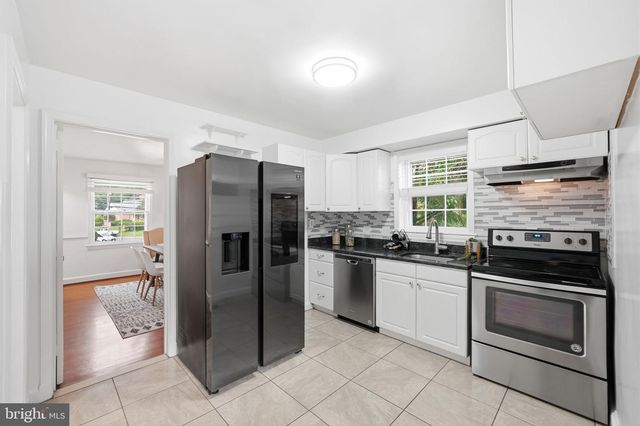 7200 WELLS PKWY, Hyattsville, MD 20782