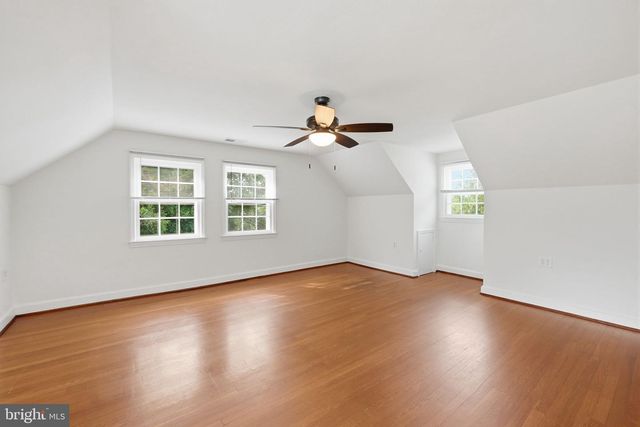 7200 WELLS PKWY, Hyattsville, MD 20782