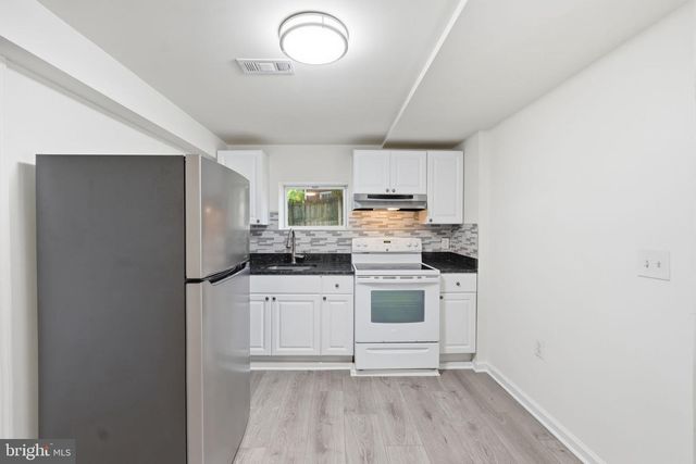 7200 WELLS PKWY, Hyattsville, MD 20782
