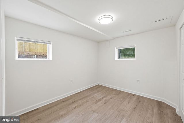 7200 WELLS PKWY, Hyattsville, MD 20782