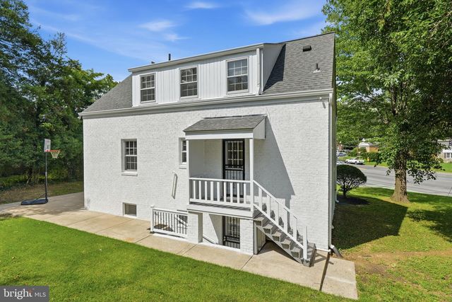 7200 WELLS PKWY, Hyattsville, MD 20782