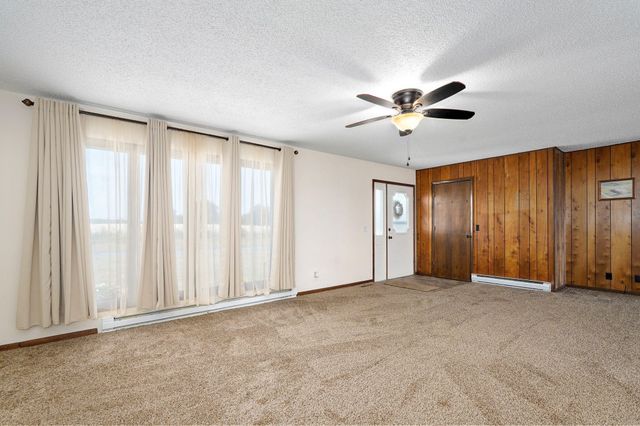 11281 Lawrence 2040, Miller, MO 65707