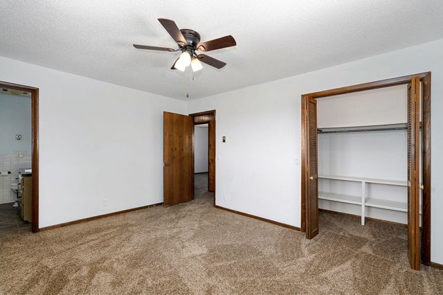 11281 Lawrence 2040, Miller, MO 65707