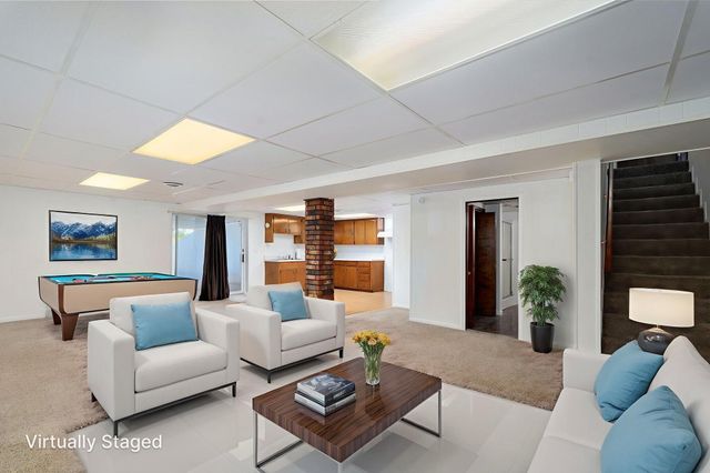 11281 Lawrence 2040, Miller, MO 65707