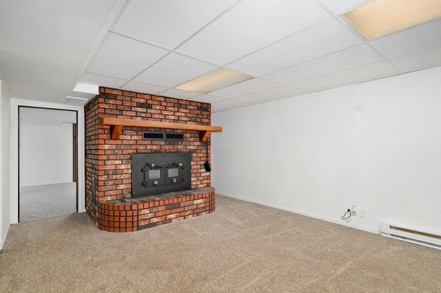 11281 Lawrence 2040, Miller, MO 65707